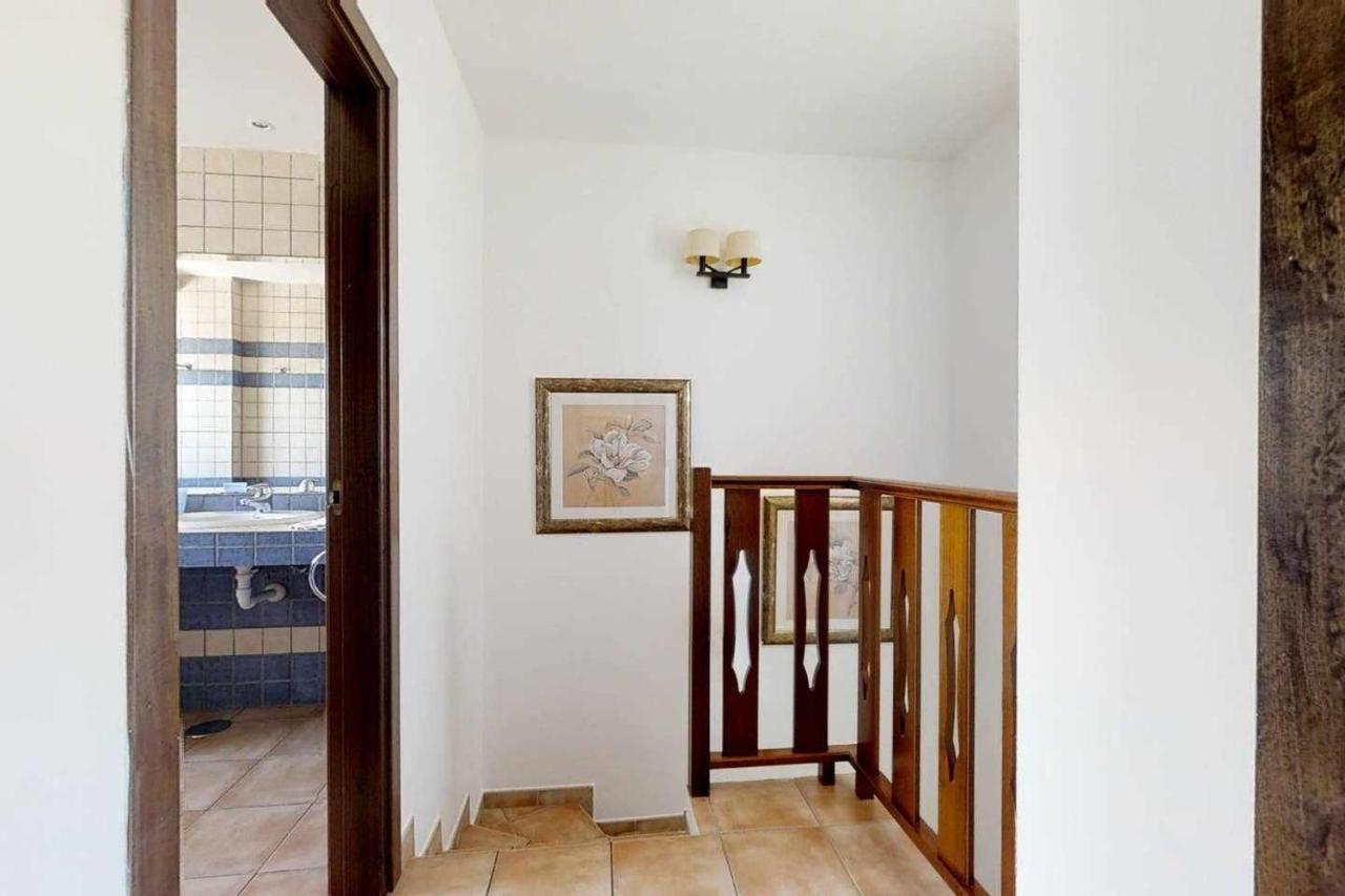 Anju Villas Villa At 100 Meters Far Of The Beach كوراليهو المظهر الخارجي الصورة